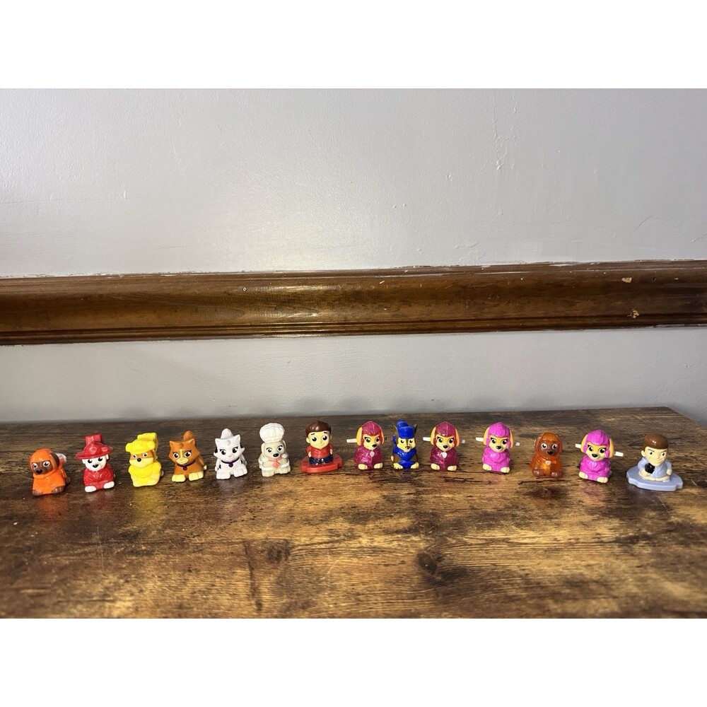 Lot Of 14 Paw Patrol Movie Micro Movers Mini Figure - Authentic Details, Roll